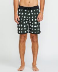 Men's Volcom Infuse Scallop Mod 19" Boardshort - BLACK